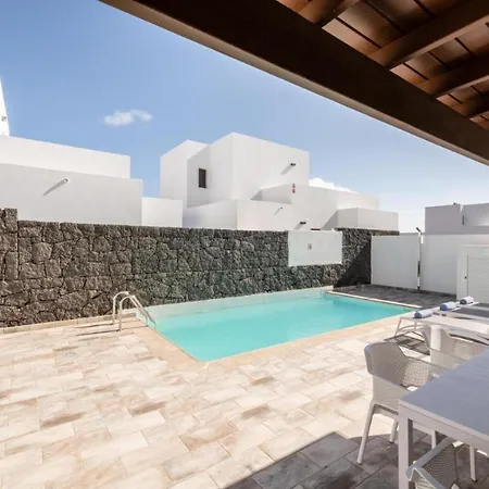Domus Vulcani Ramagua Villa *